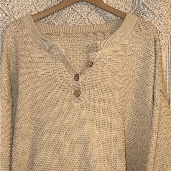 Hailee sweater set in Cream/ Beige - Picture 4 of 6